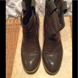 NWT / American Rag / ankle boots / Size 8