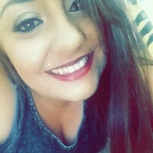 Meet your Posher, Kaylee