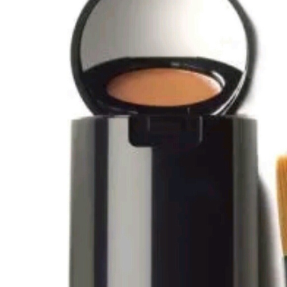 SOL Stila Stay All Day Foundation in color Dark 11 - Picture 4 of 4