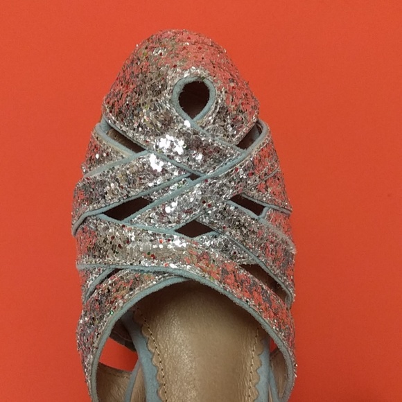 Anthropologie's Ms Albright specialty shoe - Picture 2 of 4