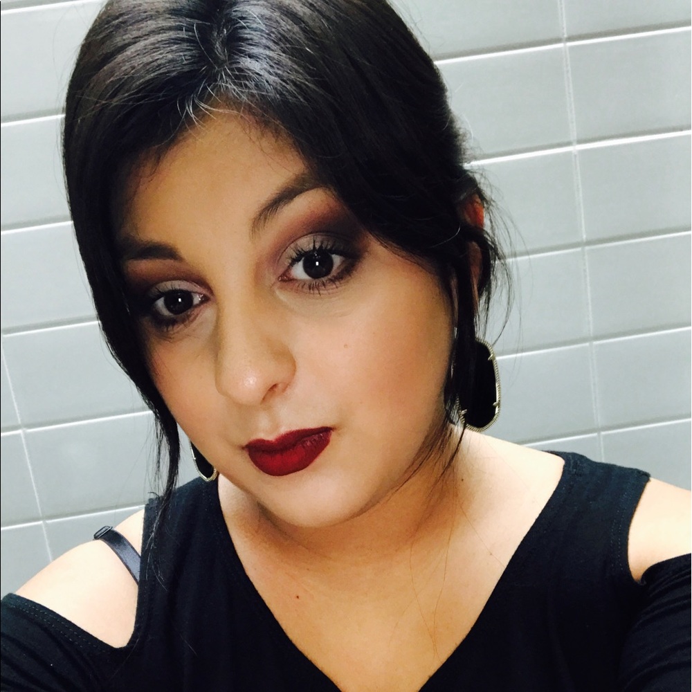 Meet your Posher, Jackie