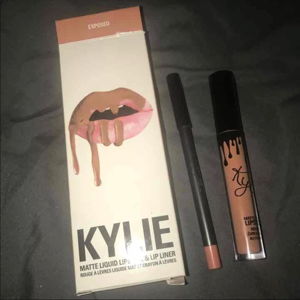 AUTHENTIC Kylie Lip Kit in Exposed