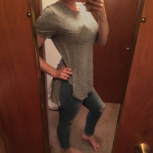 Super cute short sleeve striped tee!