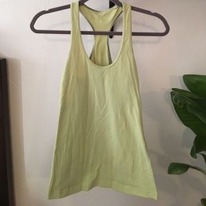 Light green lululemon tank