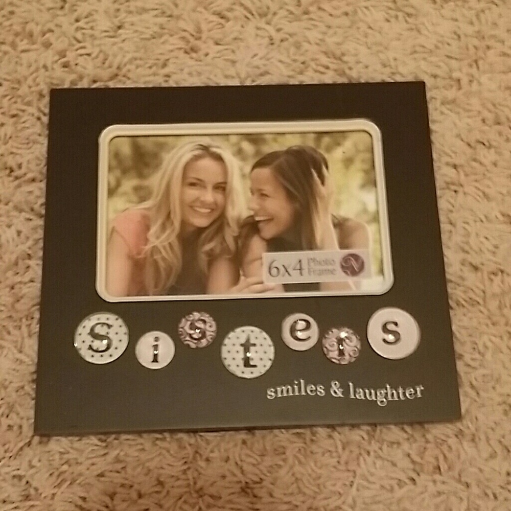 Sisters photo frame