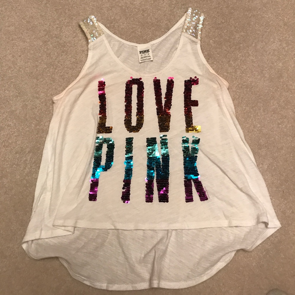 Pink tank. Size XS. Good condition. White.