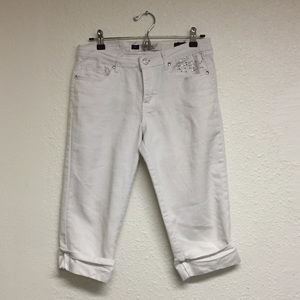 White Capri pants - women's size 8
