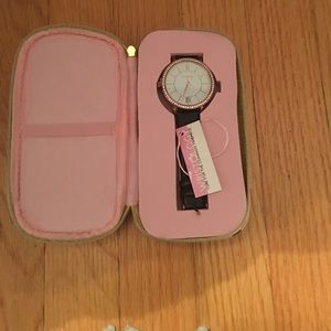 Rose gold watch w. black leather band