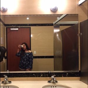 Meet your Posher, Yesi