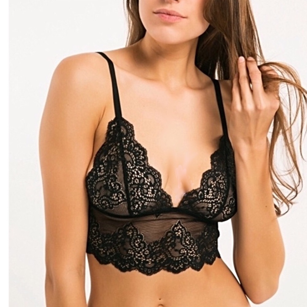 💥Last One- Beautiful Lace Bralette, NWT