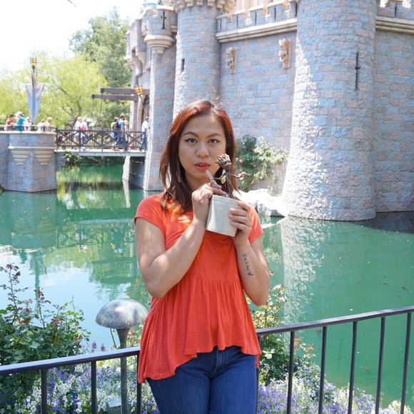 Meet your Posher, Chelsea - Picture 4 of 5