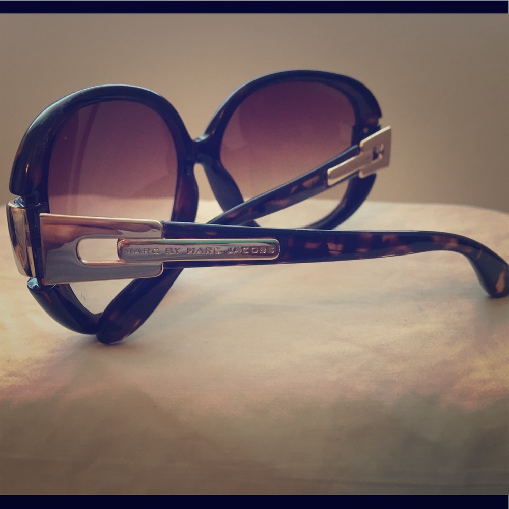 Marc By Marc Jacobs Tortoise-Shell & Gold Sunnies