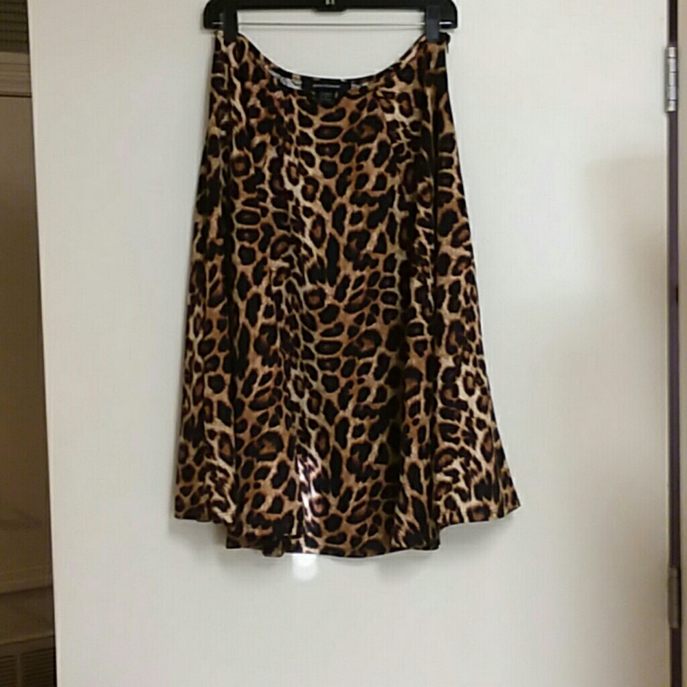 Wide flare!!!LEOPARD PRINT!!!
