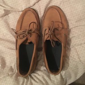 Beige Tan Brown Sperrys