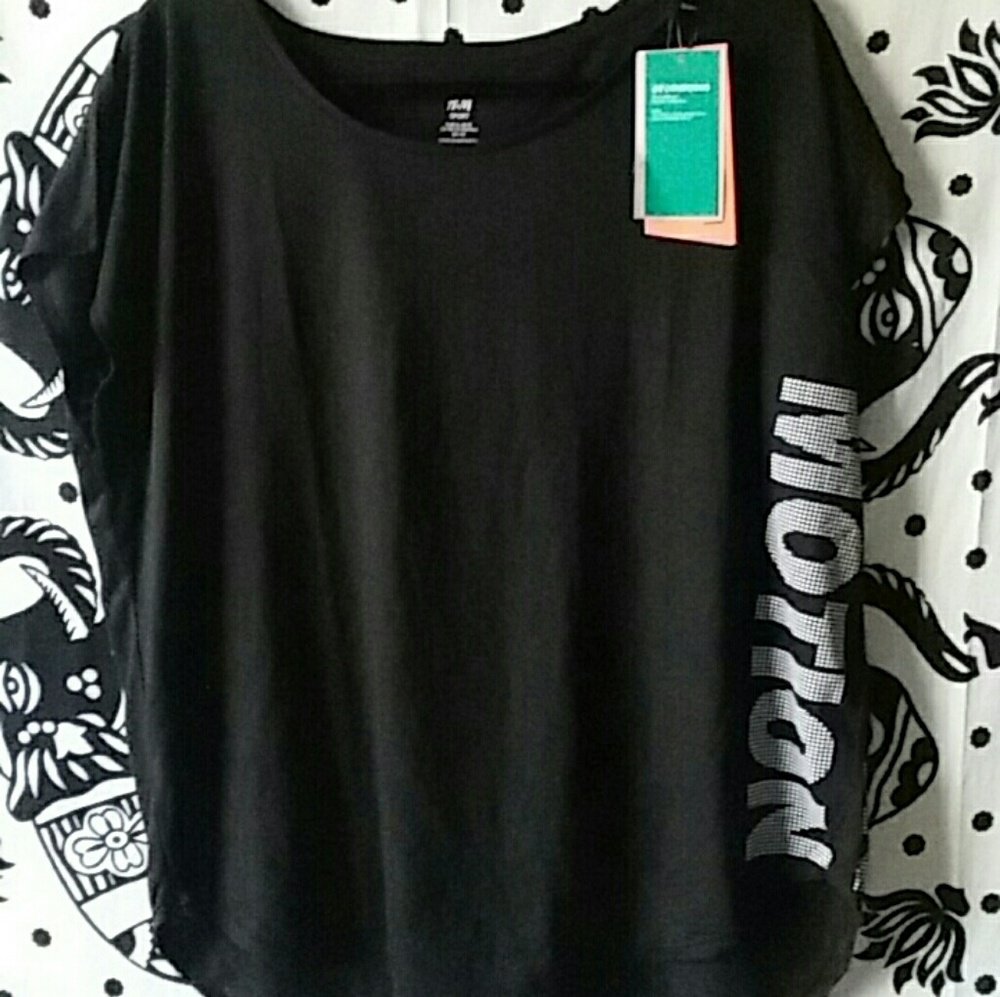 H&M workout shirt