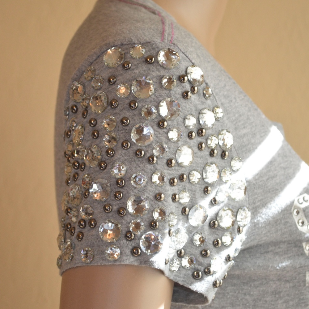 VS Pink "Shut Up & Kiss Me Pink" Bling Gray Tee - Picture 7 of 7
