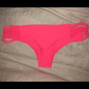 Luli Fama cheeky bottoms