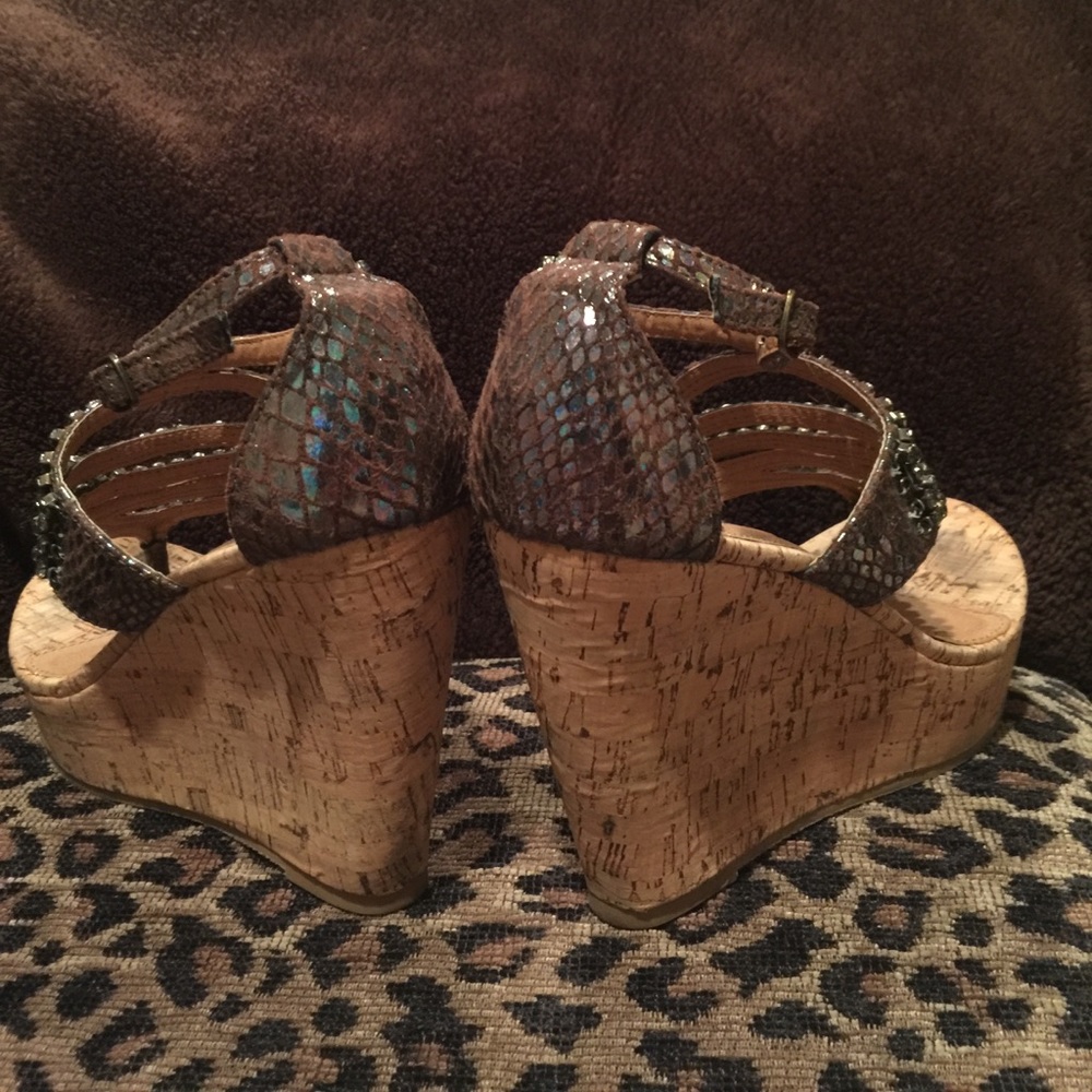 Not Rated Bronze Rhinestone Wedge - Picture 5 of 5