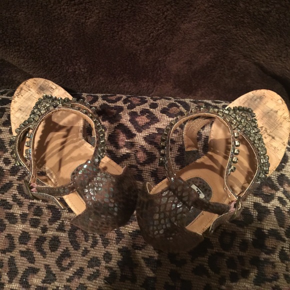 Not Rated Bronze Rhinestone Wedge - Picture 4 of 5