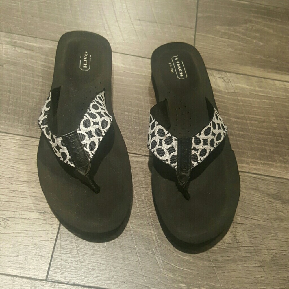 Coach flip flop
