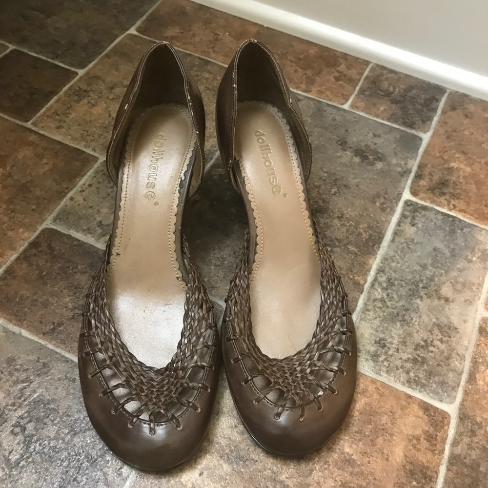 Brown doll house heels