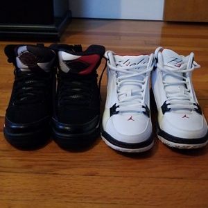 2 pairs of Jordans flight