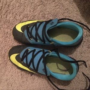 Blue neon yellow KD's