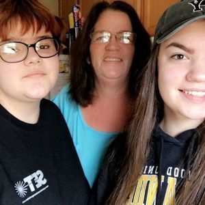 Meet your Posher, Lori
