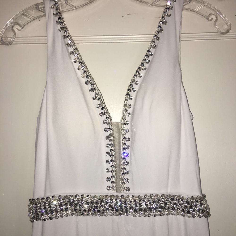 Dress - Picture 4 of 7