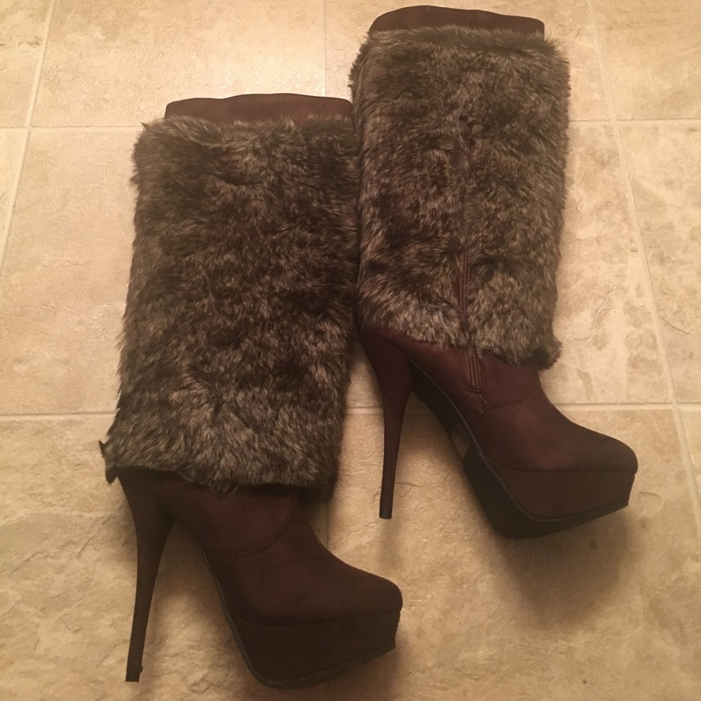 4 inches Heel Fur Boots.