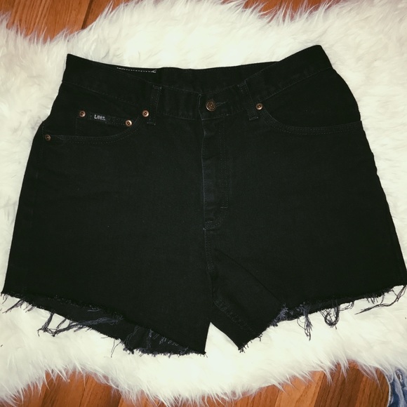 Brandy Melville Pants - 🌹black lee high waisted shorts 🌹