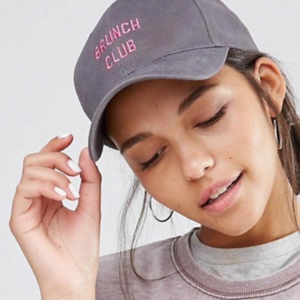 NEVER WORN‼️ Host Pick🎀 ASOS Brunch Club Hat 🍕