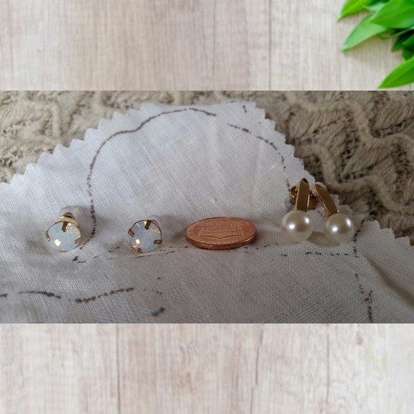 Pearl Drop and Sparkly White Stud Earring Set - Picture 2 of 6