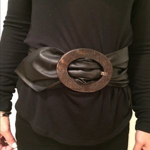 Suzi roher belt