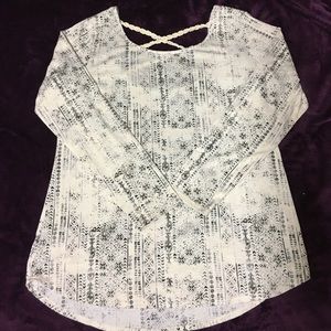 Maurice's Long sleeve top
