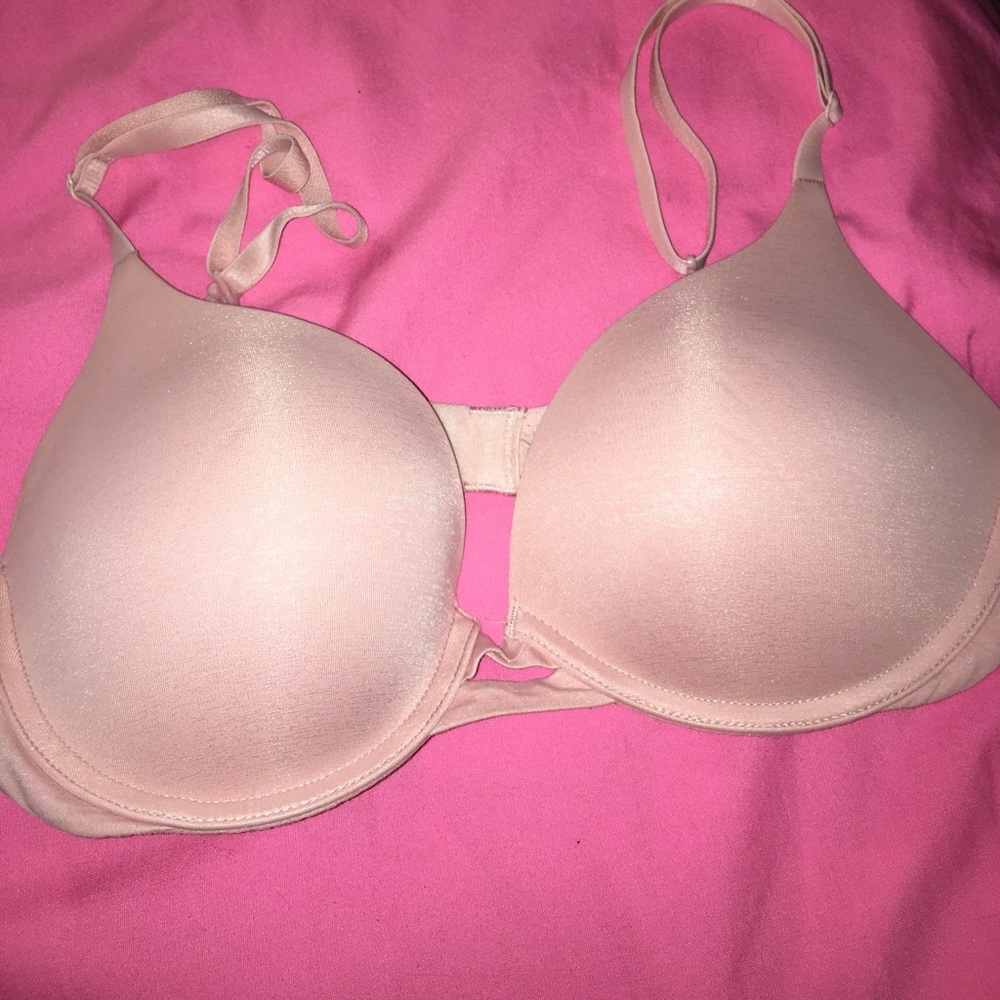 Victoria secret cushioned bra