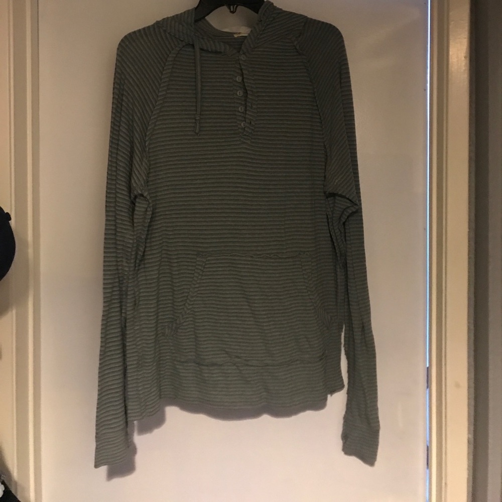 Long sleeve shirt with hood