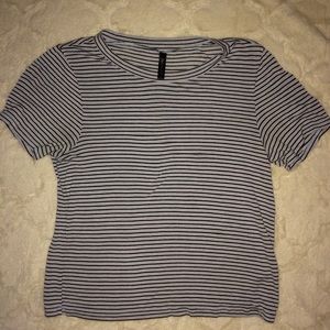 Stripped loose fit tshirt