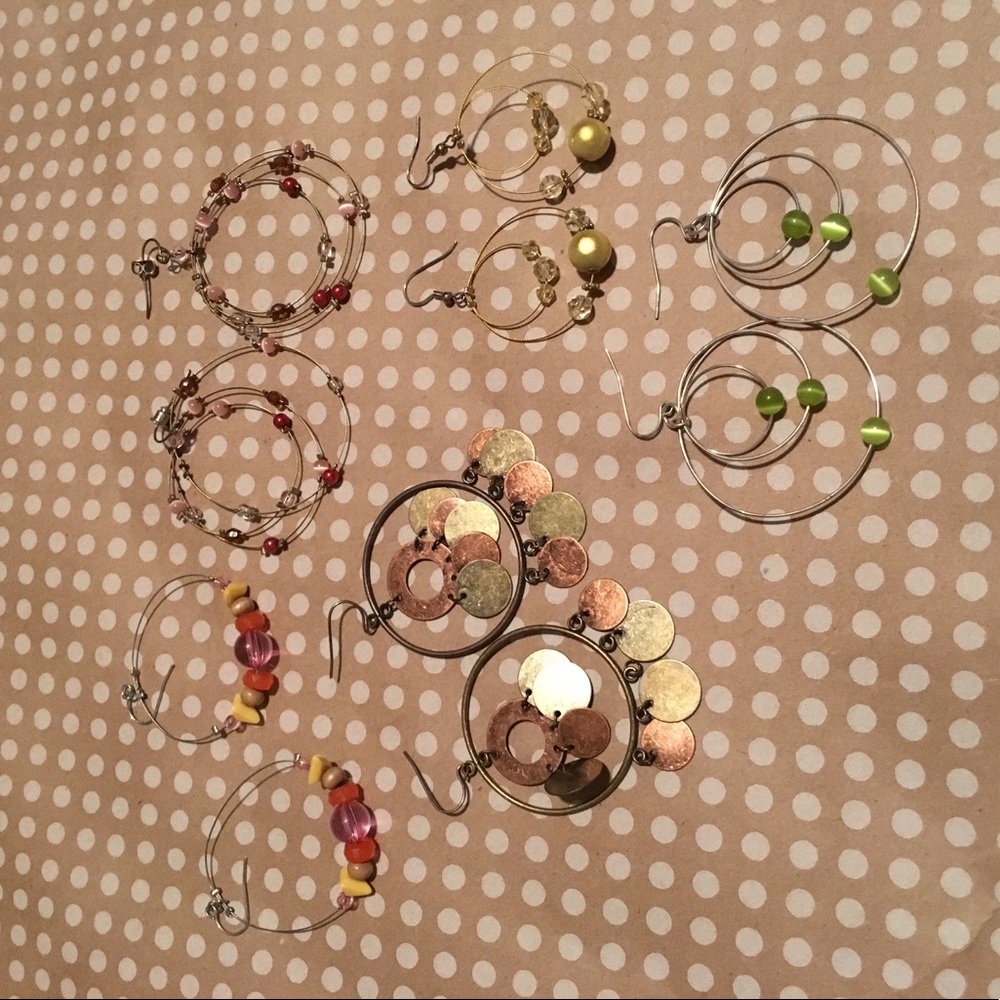 Bundle of 5 earrings