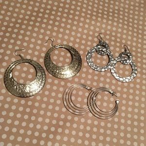 3 sets hoop earrings!