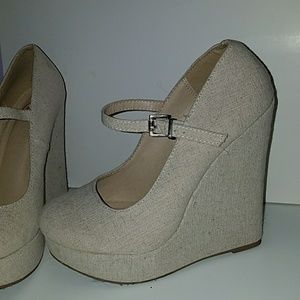 Cream Mary Jane Wedges