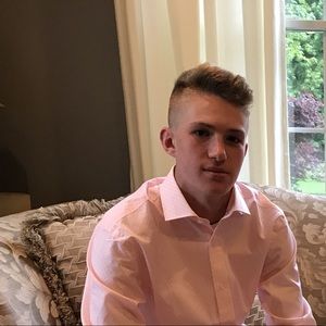 Meet your Posher, Ashton