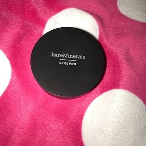 BareMinerals Bare pro !!