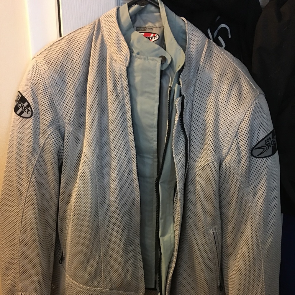 Motorcycle jacket