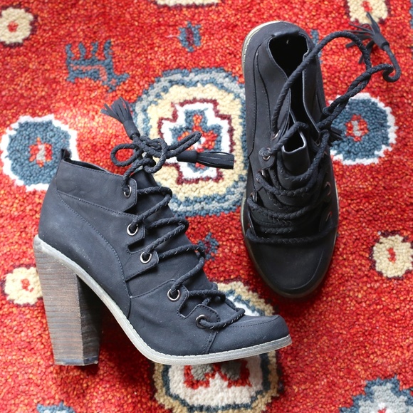 Urban Outfitters Shoes - UO Lace-up Black Wooden Heel Ankle Boots