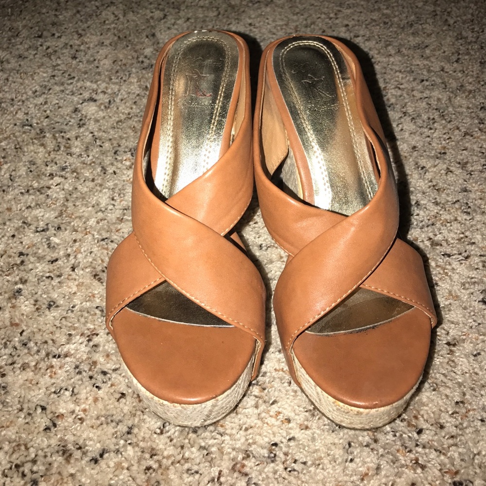 Wedge sandals