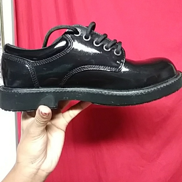 Charter 👞 - Picture 2 of 3