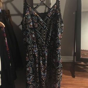 NEUTRAL COLORED ROMPER