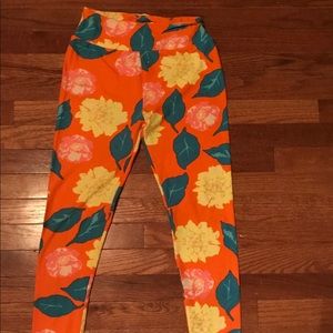 Floral Lularoe leggings.  NWOT Never worn