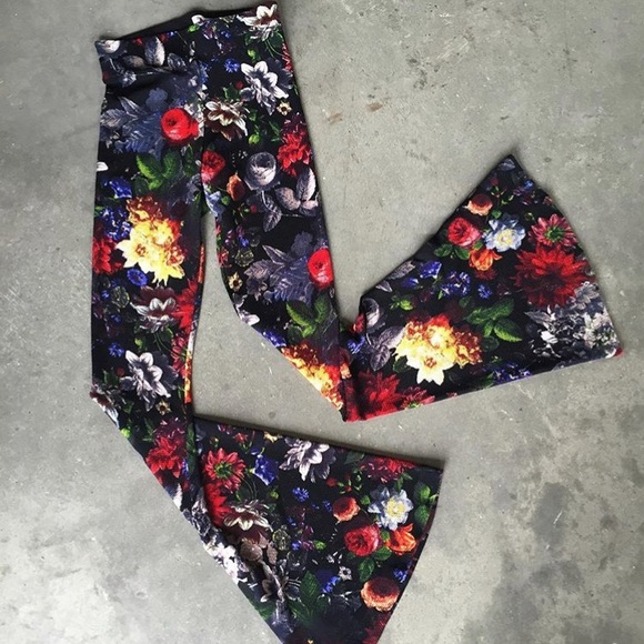 Show Me Your MuMu Pants - Show Me Your MuMu Floral Bam Bam Bells